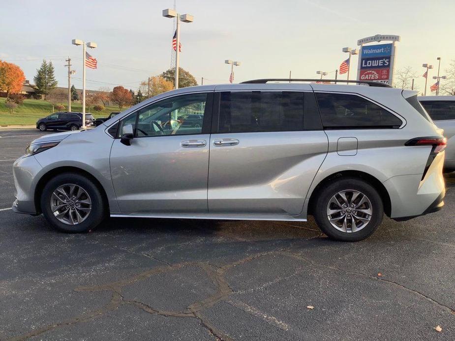 used 2024 Toyota Sienna car, priced at $46,957