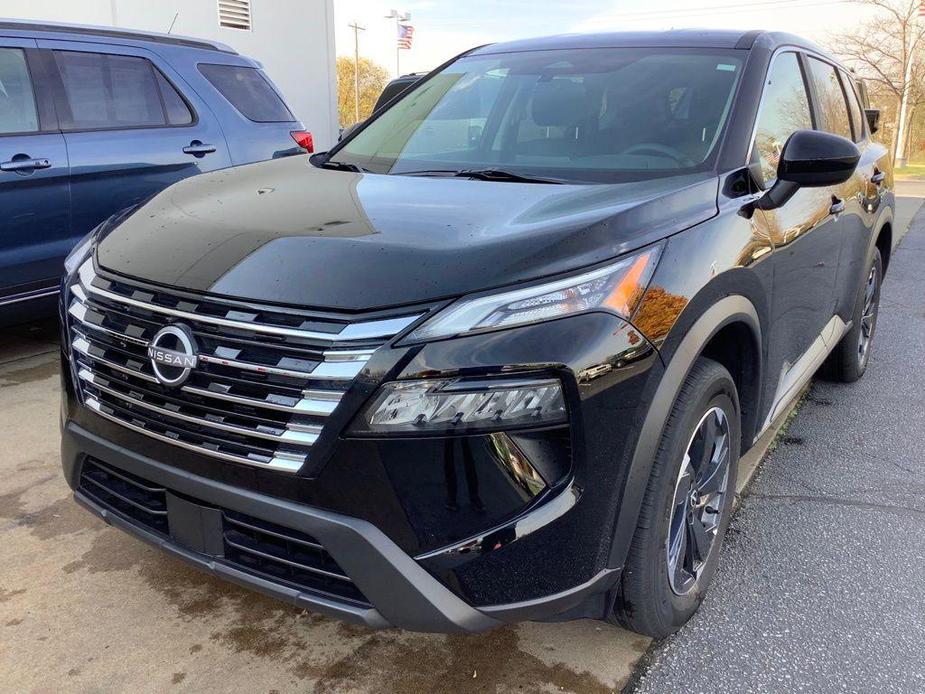 used 2024 Nissan Rogue car, priced at $25,572