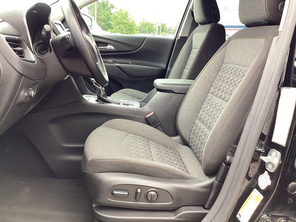 used 2024 Chevrolet Equinox car, priced at $21,676