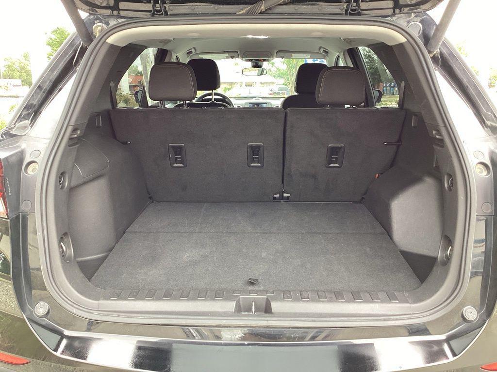 used 2024 Chevrolet Equinox car, priced at $21,676