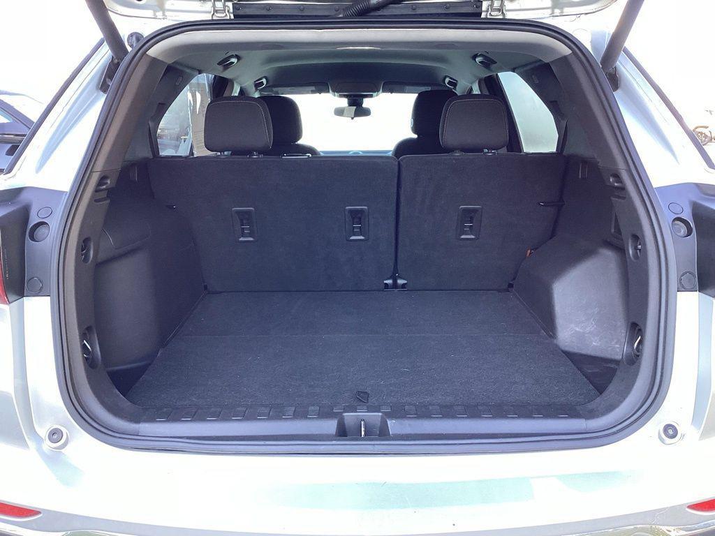 used 2021 Chevrolet Equinox car, priced at $17,876