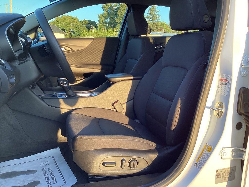 used 2024 Chevrolet Malibu car, priced at $19,956