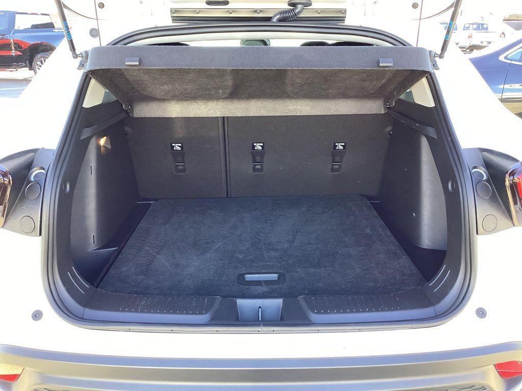 used 2024 Chevrolet Trax car, priced at $21,540