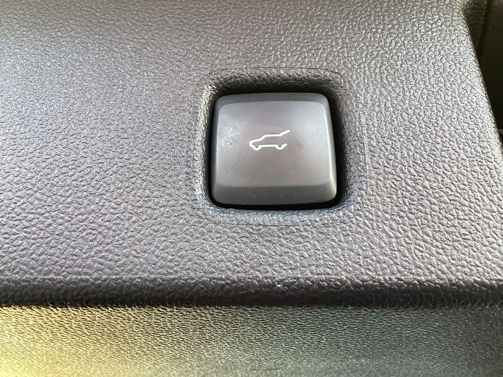 used 2022 Ford Escape car, priced at $20,843