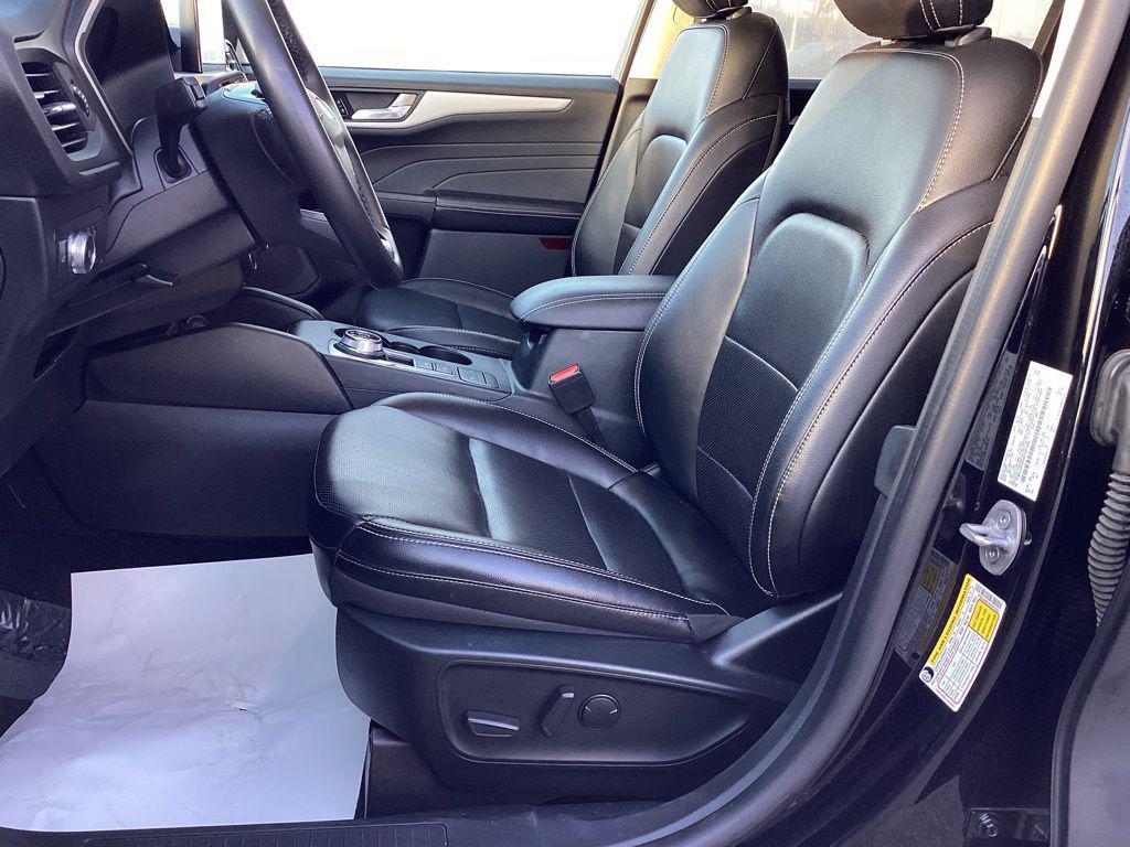 used 2022 Ford Escape car, priced at $20,843