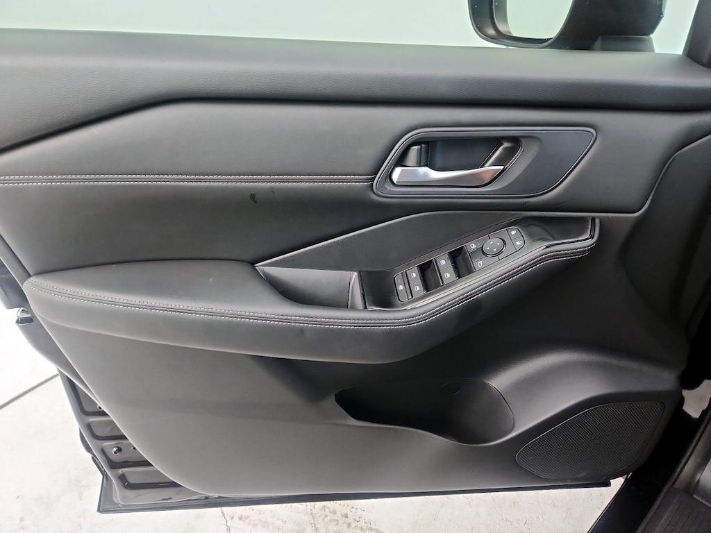 used 2024 Nissan Rogue car, priced at $29,998