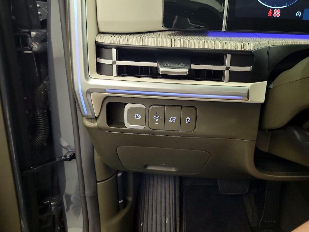 used 2024 Hyundai Santa Fe car, priced at $42,998