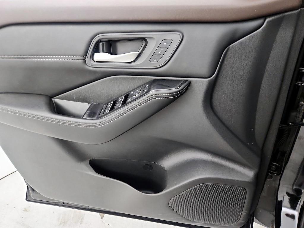 used 2023 Nissan Rogue car, priced at $25,998