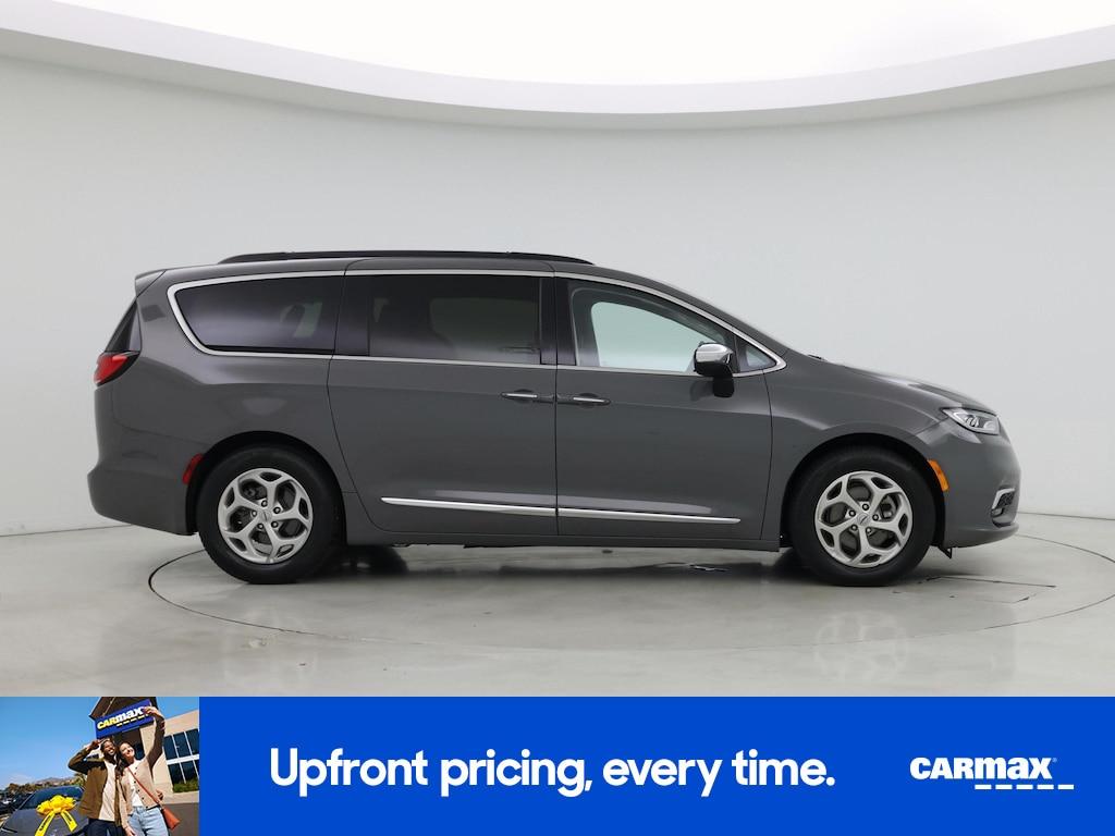 used 2023 Chrysler Pacifica car, priced at $37,998