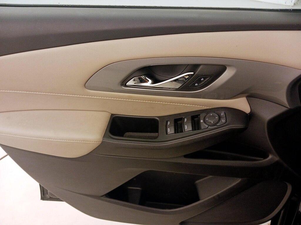 used 2022 Chevrolet Traverse car, priced at $28,998