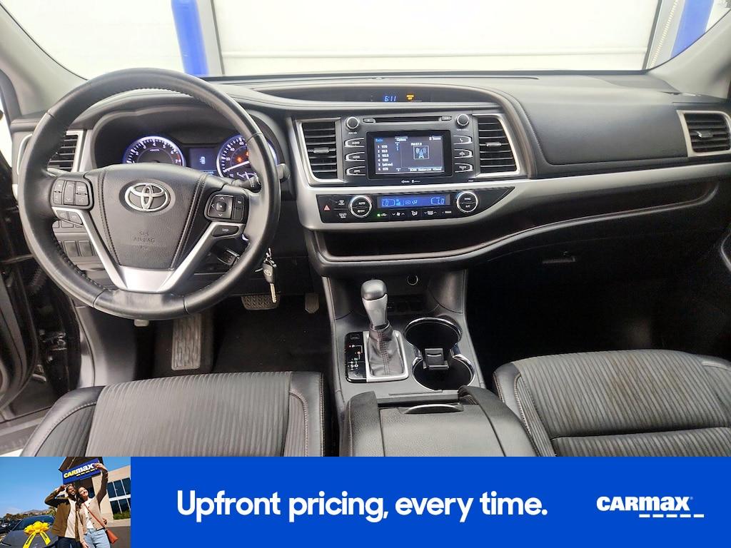 used 2014 Toyota Highlander car, priced at $17,998