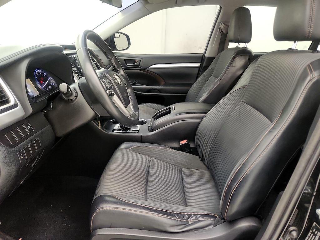 used 2014 Toyota Highlander car, priced at $17,998