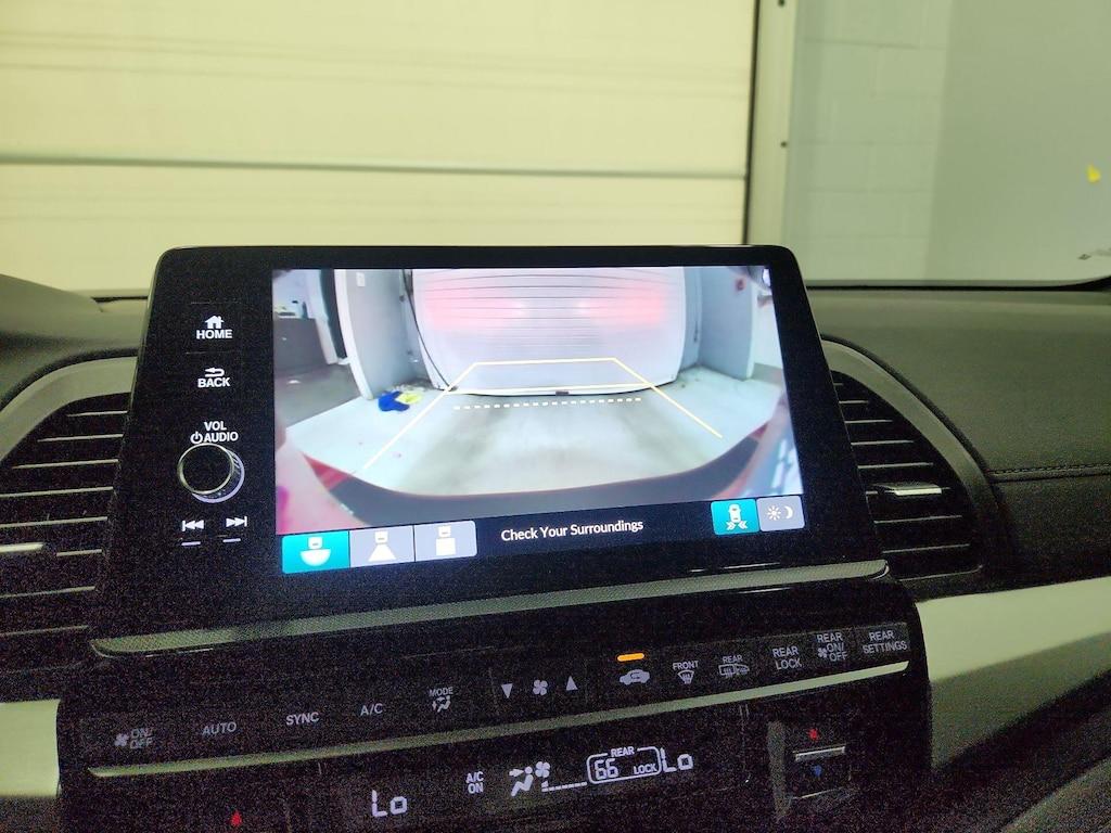 used 2025 Honda Odyssey car, priced at $43,998