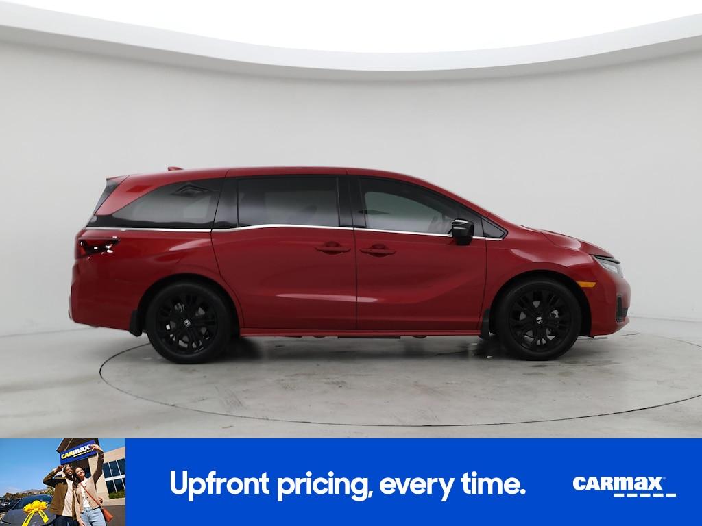 used 2025 Honda Odyssey car, priced at $43,998