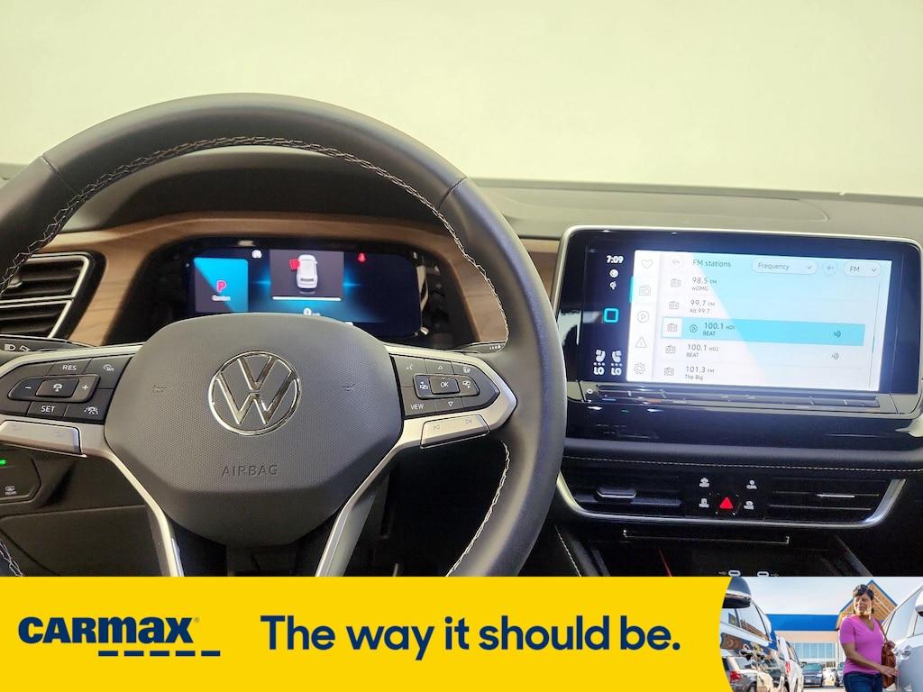 used 2024 Volkswagen Atlas car, priced at $34,998