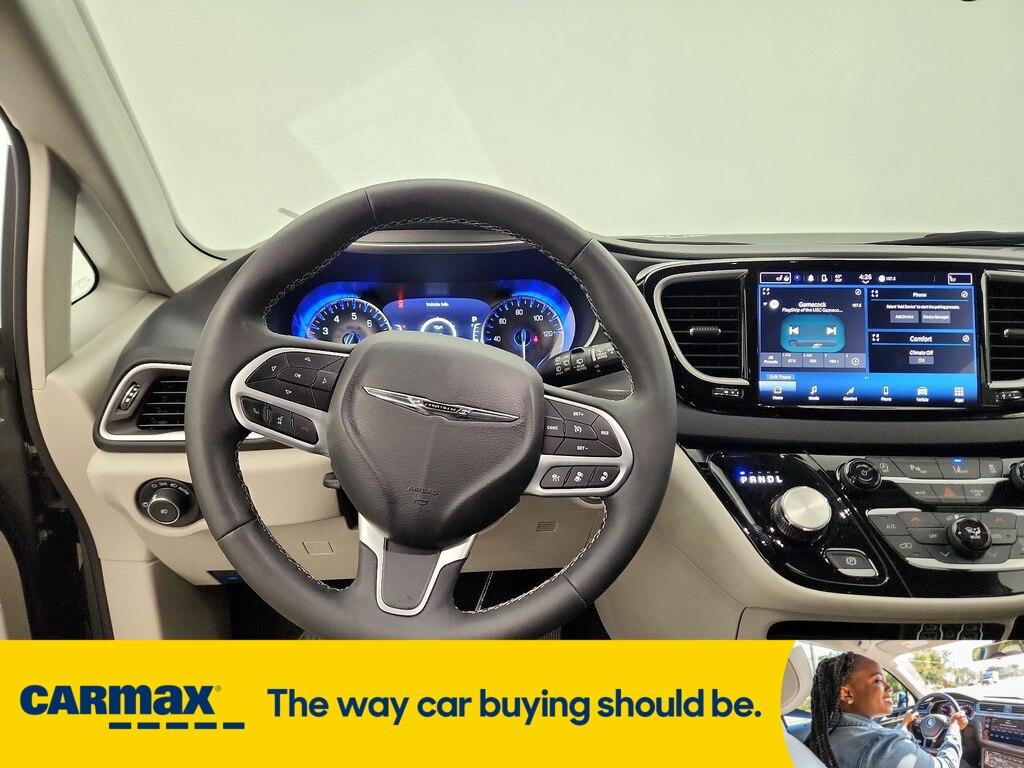 used 2023 Chrysler Pacifica car, priced at $29,998