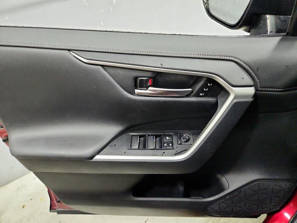 used 2020 Toyota RAV4 car, priced at $28,998