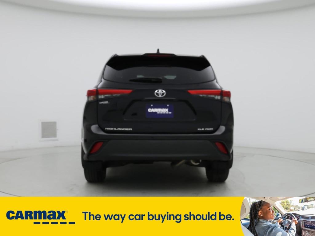 used 2021 Toyota Highlander car, priced at $40,998