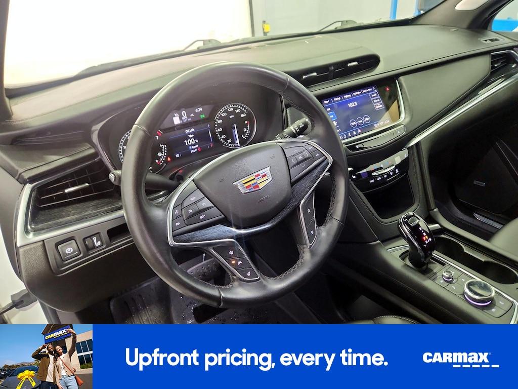 used 2023 Cadillac XT5 car, priced at $34,998
