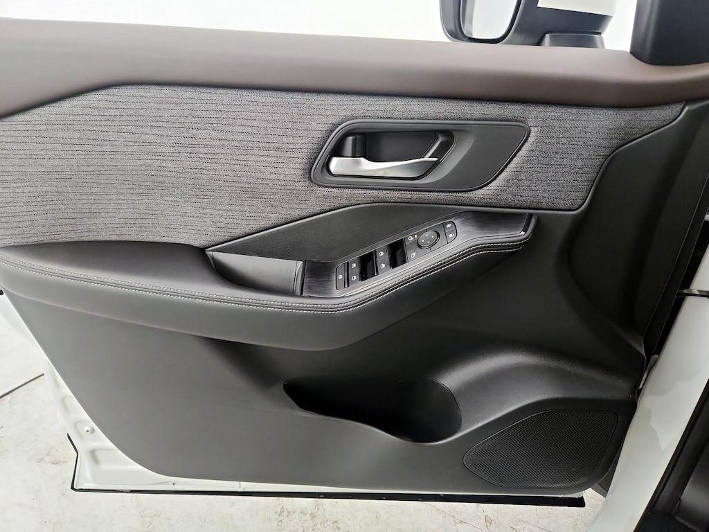 used 2022 Nissan Rogue car, priced at $24,998