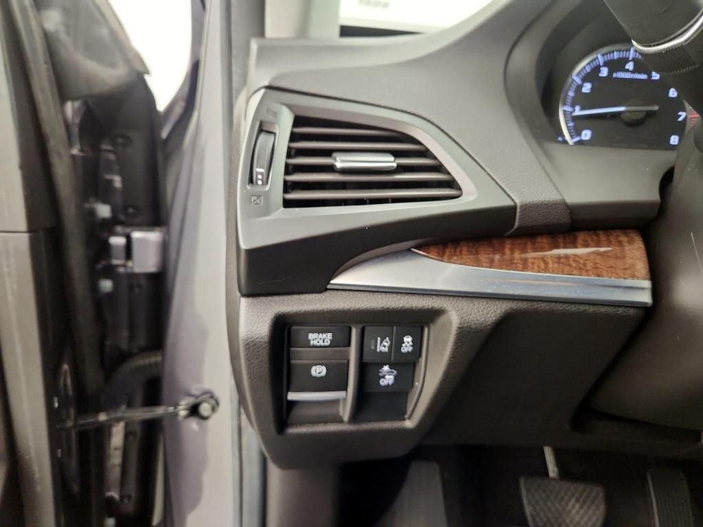 used 2020 Acura MDX car, priced at $26,998