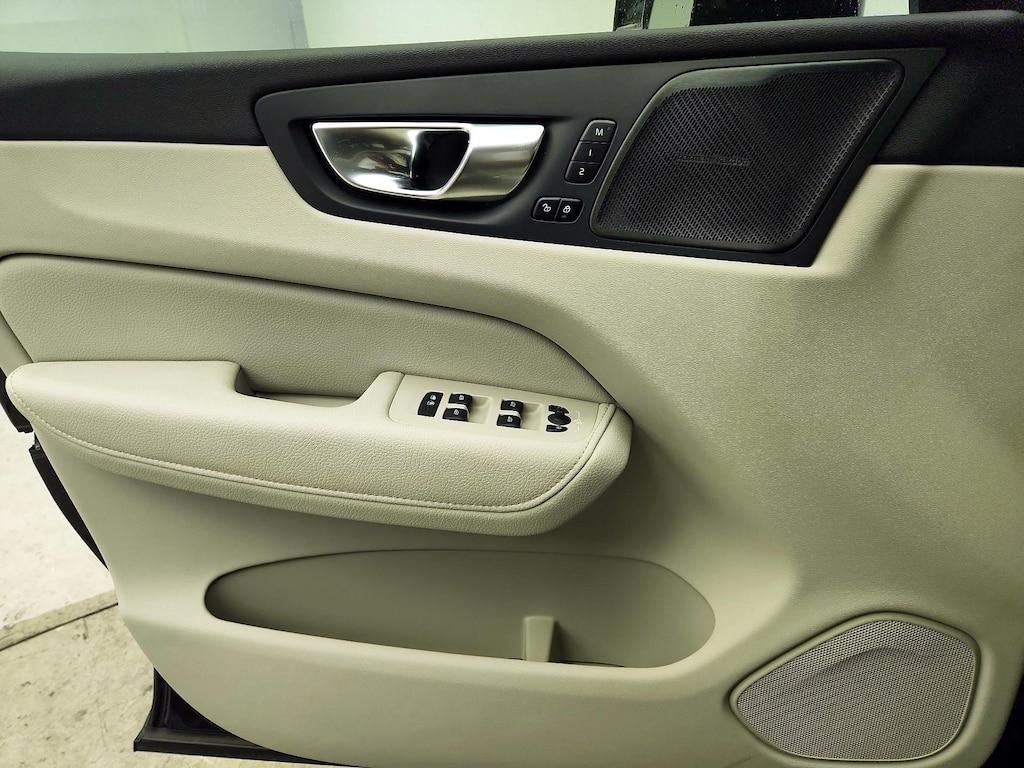 used 2021 Volvo XC60 car, priced at $28,998
