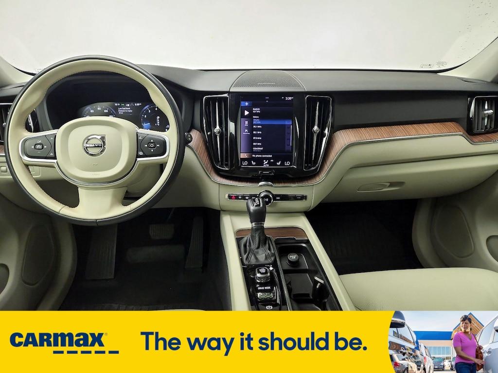 used 2021 Volvo XC60 car, priced at $28,998