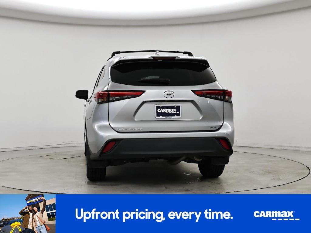 used 2021 Toyota Highlander car, priced at $33,998