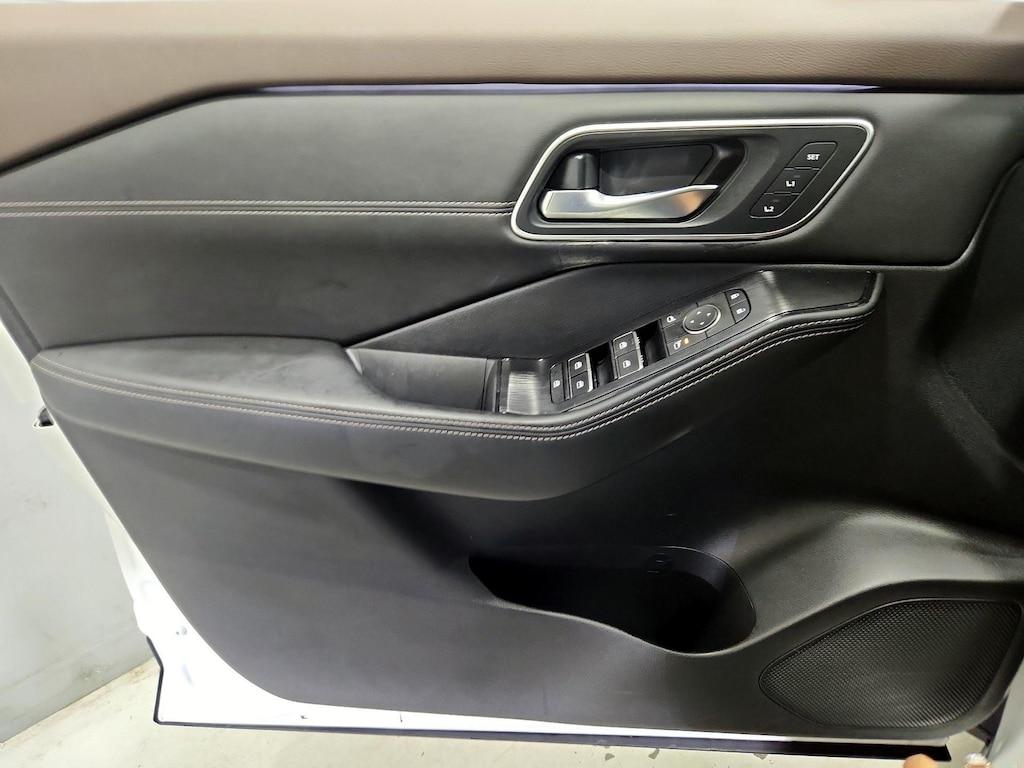 used 2023 Nissan Rogue car, priced at $28,998