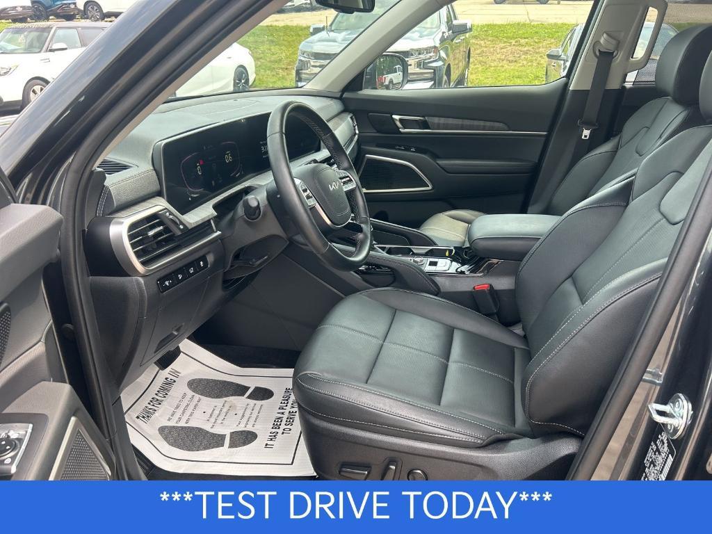 used 2024 Kia Telluride car, priced at $38,950
