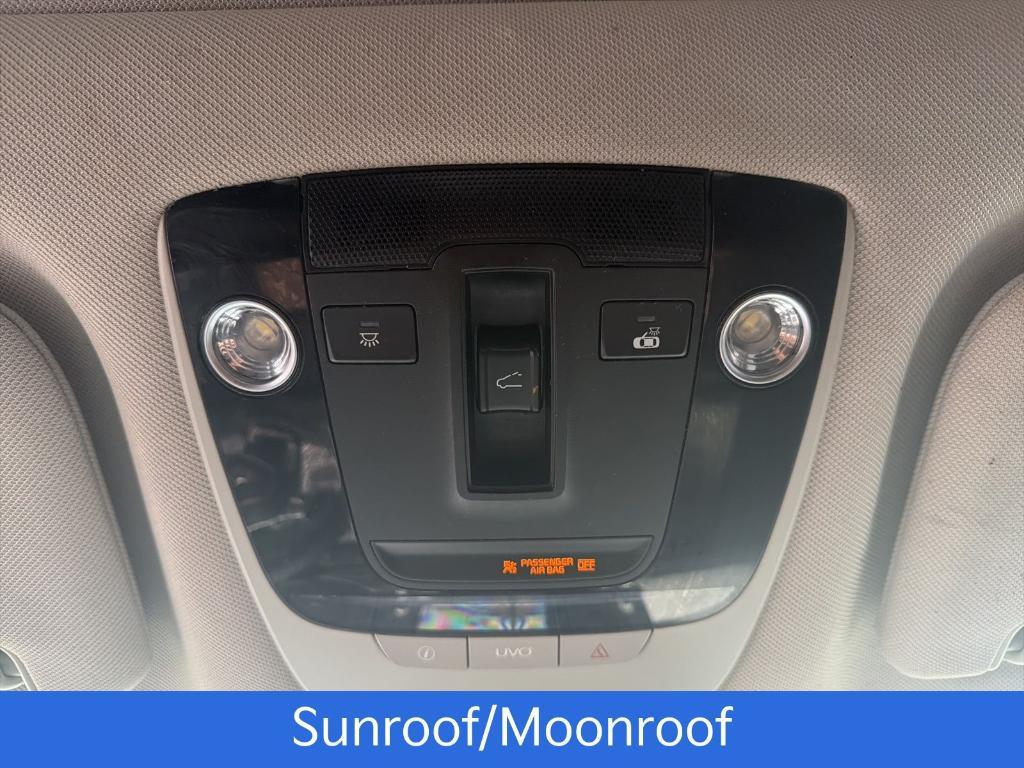 used 2021 Kia Sorento car, priced at $24,150