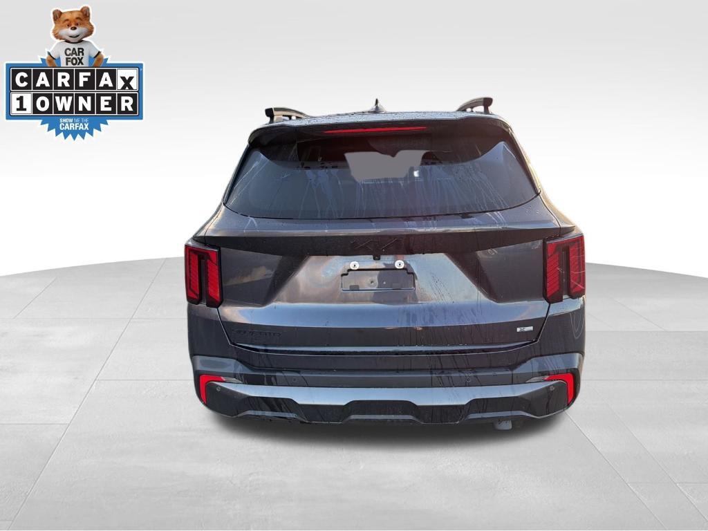 used 2025 Kia Sorento car, priced at $37,380