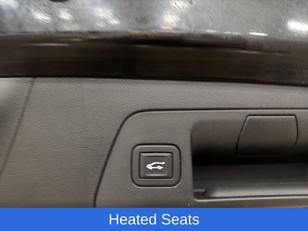 used 2023 Buick Envision car, priced at $25,990