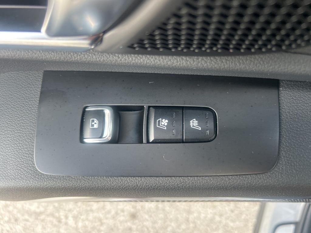 used 2024 Kia Telluride car, priced at $47,680