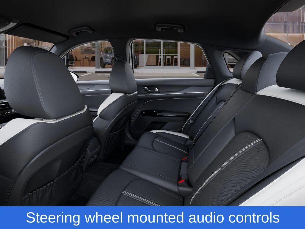 new 2025 Kia K5 car, priced at $30,985