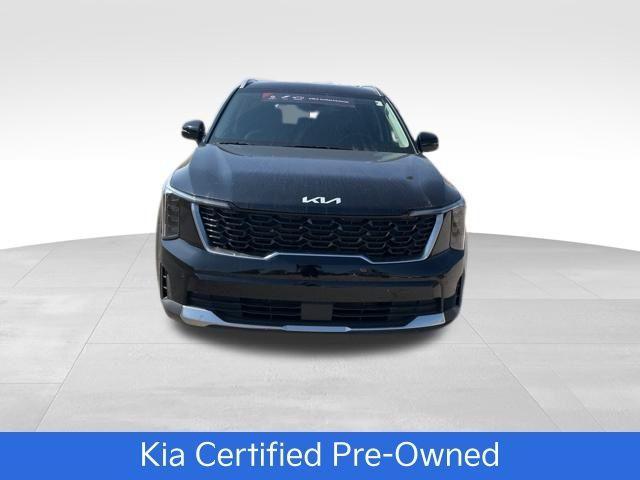 used 2025 Kia Sorento car, priced at $31,300