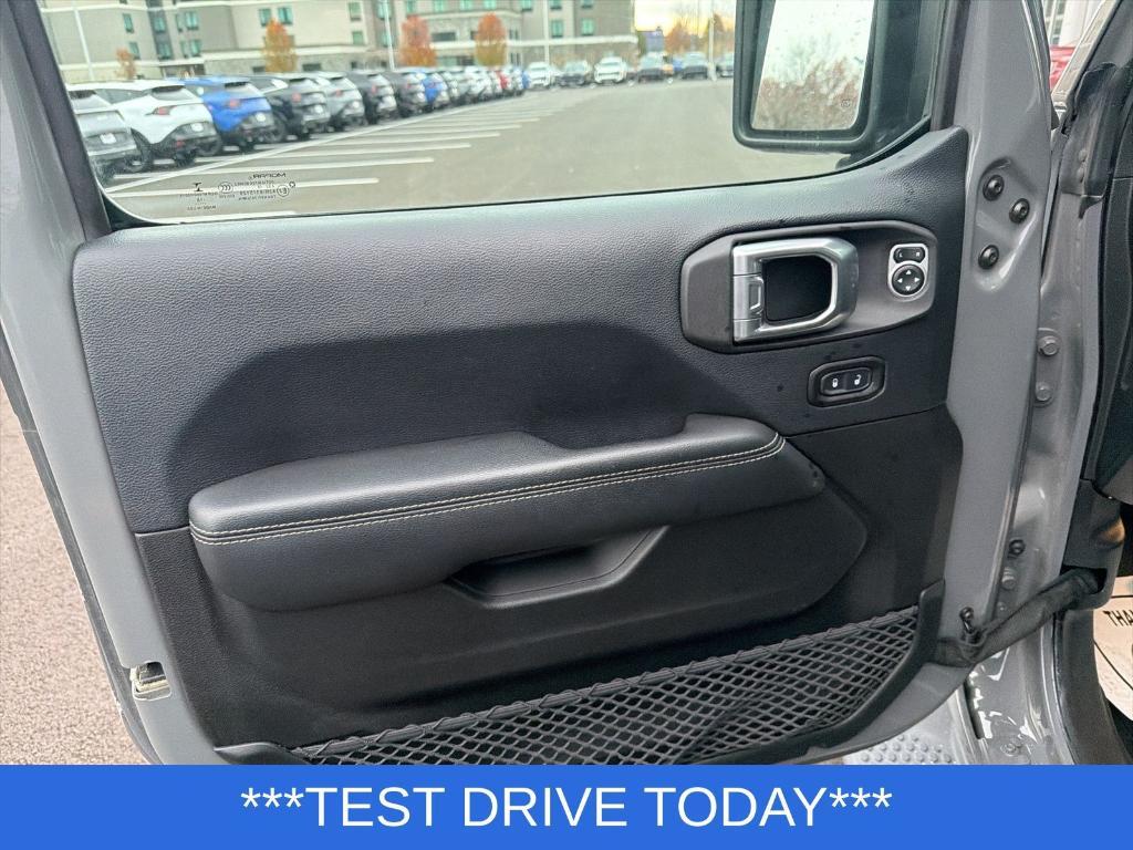 used 2018 Jeep Wrangler Unlimited car, priced at $22,500