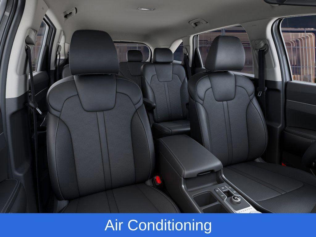 new 2025 Kia Sorento Hybrid car, priced at $39,861