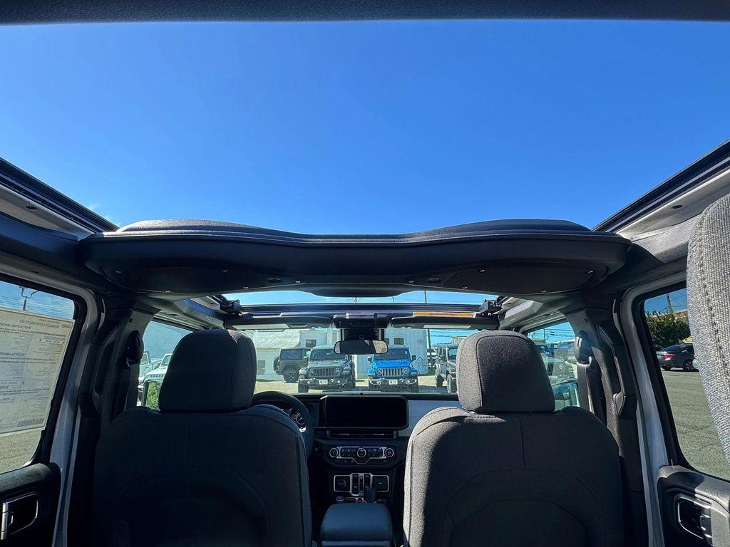 new 2025 Jeep Wrangler car, priced at $53,975