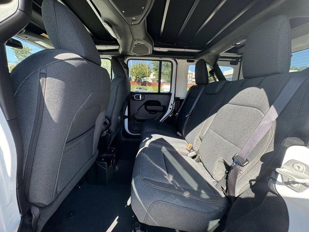 new 2025 Jeep Wrangler car, priced at $53,975