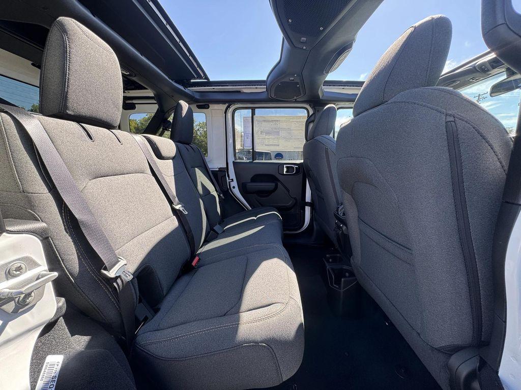 new 2025 Jeep Wrangler car, priced at $53,975