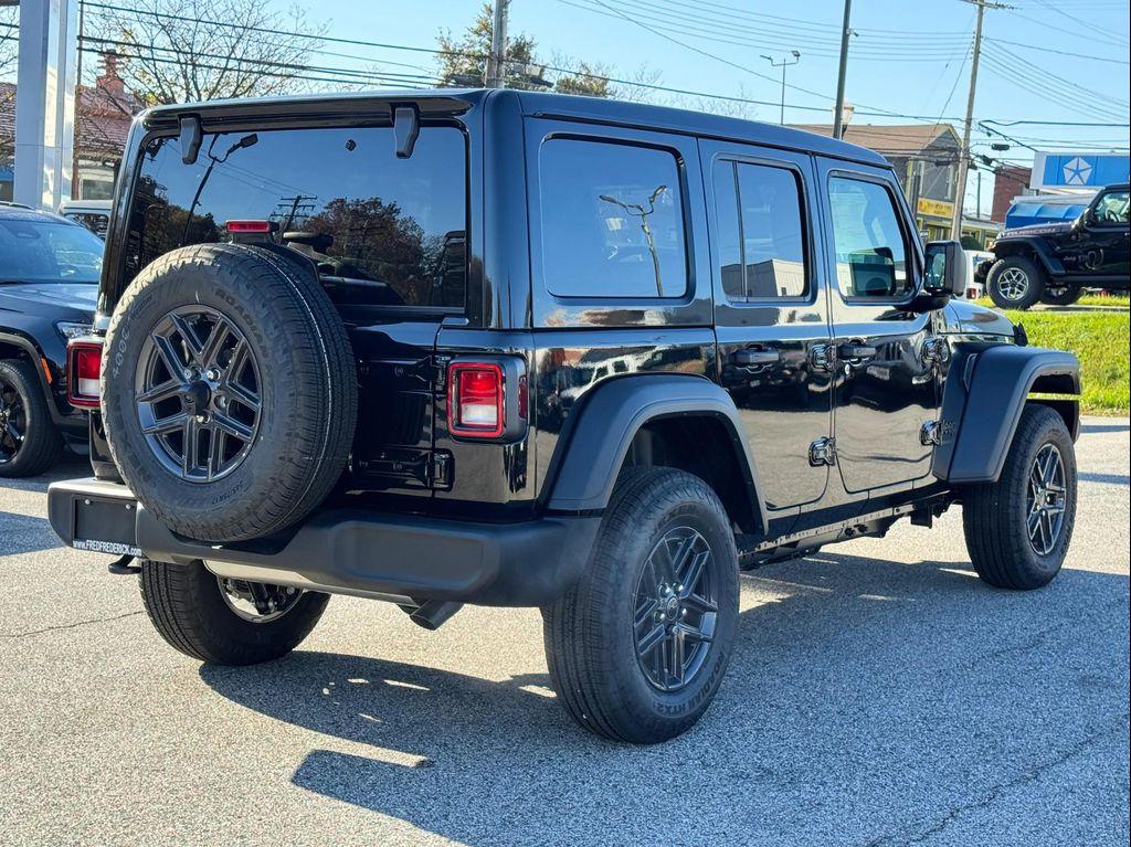 new 2025 Jeep Wrangler car, priced at $46,375