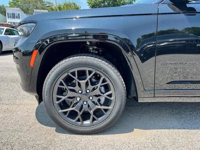 new 2024 Jeep Grand Cherokee L car, priced at $67,743