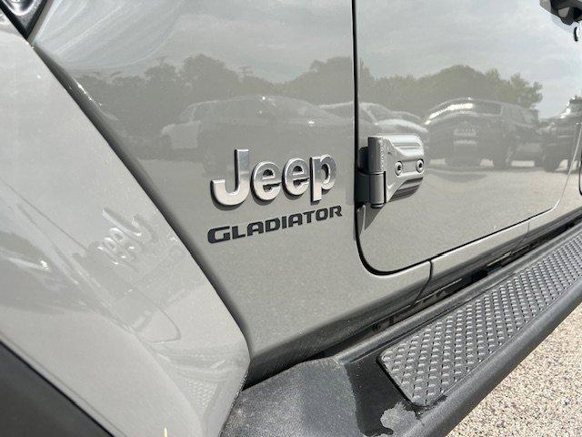 used 2022 Jeep Gladiator car, priced at $48,987