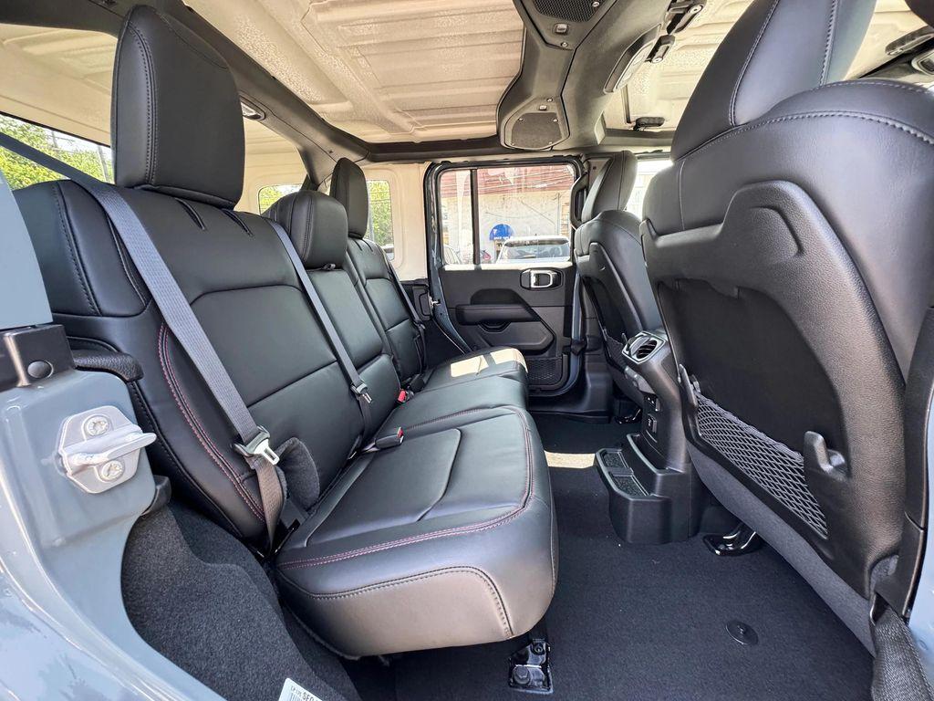new 2025 Jeep Wrangler car, priced at $64,110