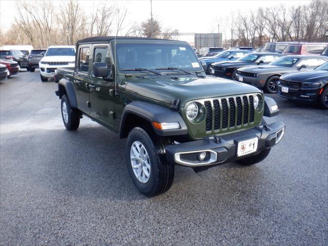 new 2023 Jeep Gladiator car, priced at $43,249