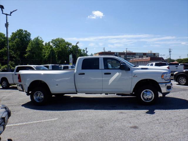 new 2024 Ram 3500 car, priced at $71,543