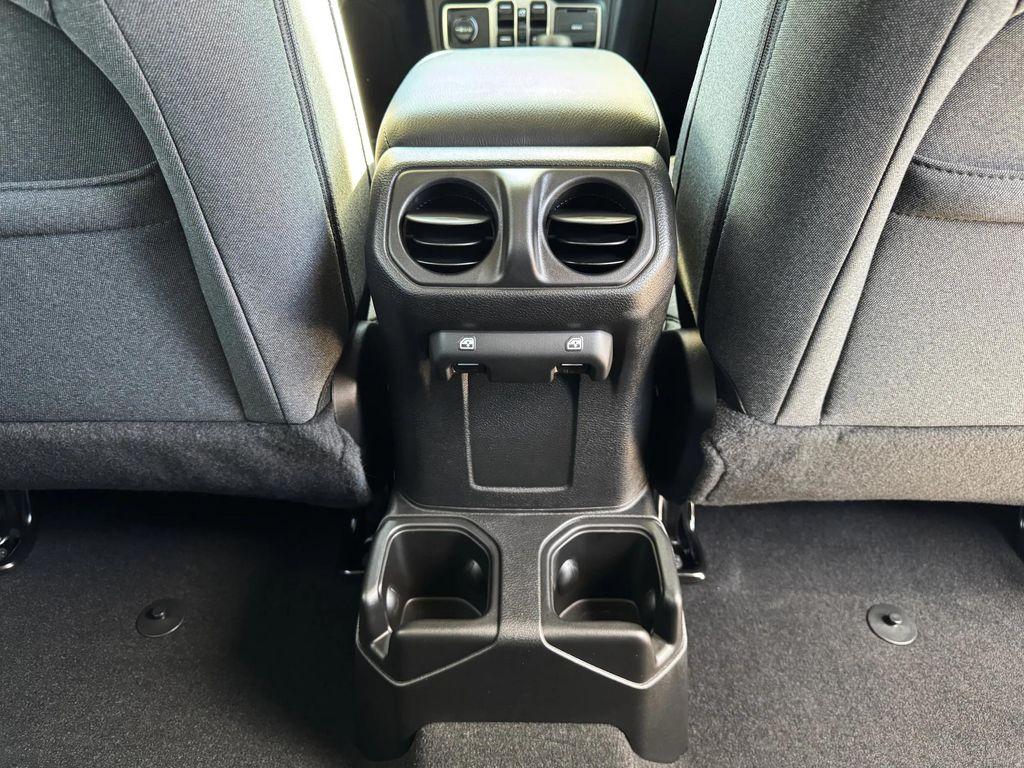 new 2025 Jeep Wrangler car, priced at $47,175