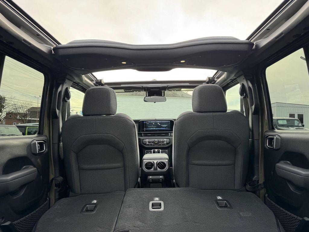 new 2025 Jeep Wrangler car, priced at $53,965