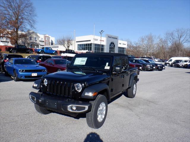 new 2023 Jeep Gladiator car, priced at $43,249